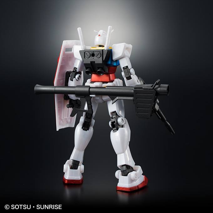 Limited Gundam BASE Tokyo HGUC 1/144 RX-78-2 Gundam (Metallic Injection)