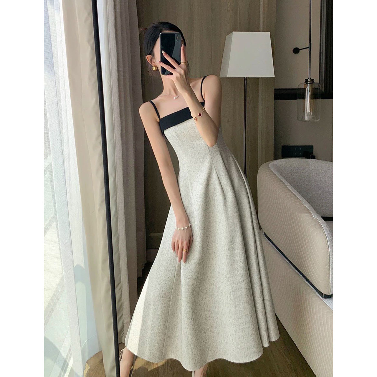 kudapy เซ็ทเดรสยาว มาพร้อมกับเสื้อคลุมลุคทูโทน สวยหรูลุคคุณหนู(แถมฟรีเข็มกลัดดอกไม้)