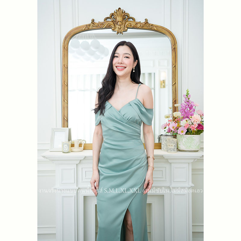 kudapyเดรสยาวสีเขียวแก่/สีชมพู/สีน้ำตาล/สีมิ้น ราตรี ปิดต้นแขนเก็บทรงสวย งานซับในทั้งชุด มีซิปด้านหลัง เนื้อผ้าเครปซาตินสวยหรู ออกงานไฮสุดๆ