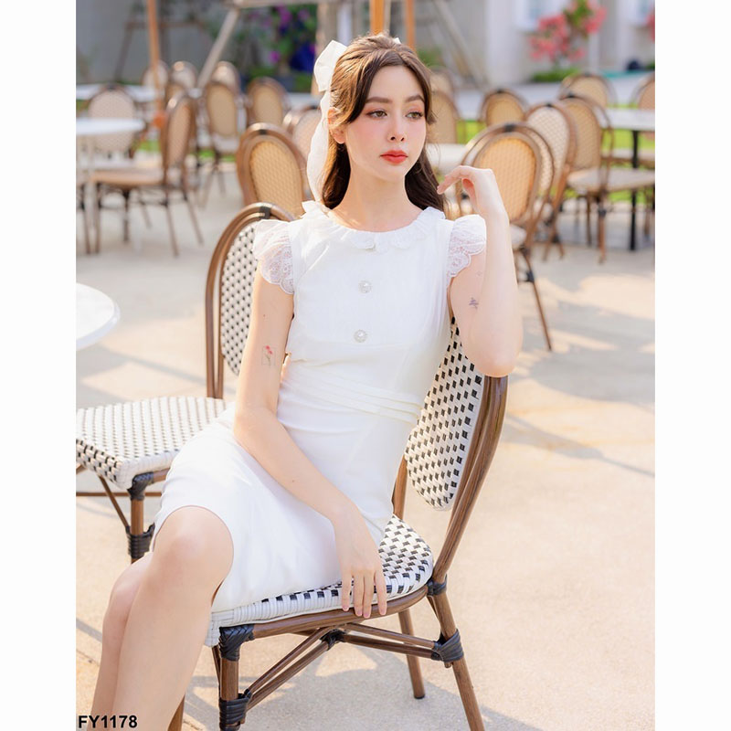 kudapy เดรสสั้นสีชมพู/สีขาว ออกงานสุดหรู สไตล์เรียบๆ ทรงเข้ารูปแขนกุด แต่งผ้าชีฟอง เพิ่มลูกไม้