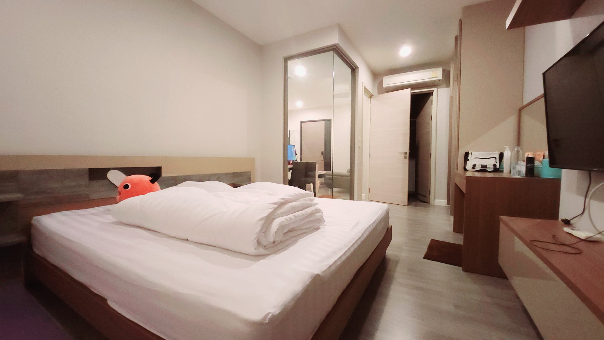 ปล่อยเช่าคอนโด The Room Sathorn - TanonPun (เดอะ รูม สาทร - ถนนปั้น) - 1ห้องนอน 1ห้องน้ำ 1ห้องนั่งเล่น 1ห้องครัว - ใกล้ BTS เซ็นส์หลุยส์ - ขนาดห้อง 47 ตรม. ชั้น 20