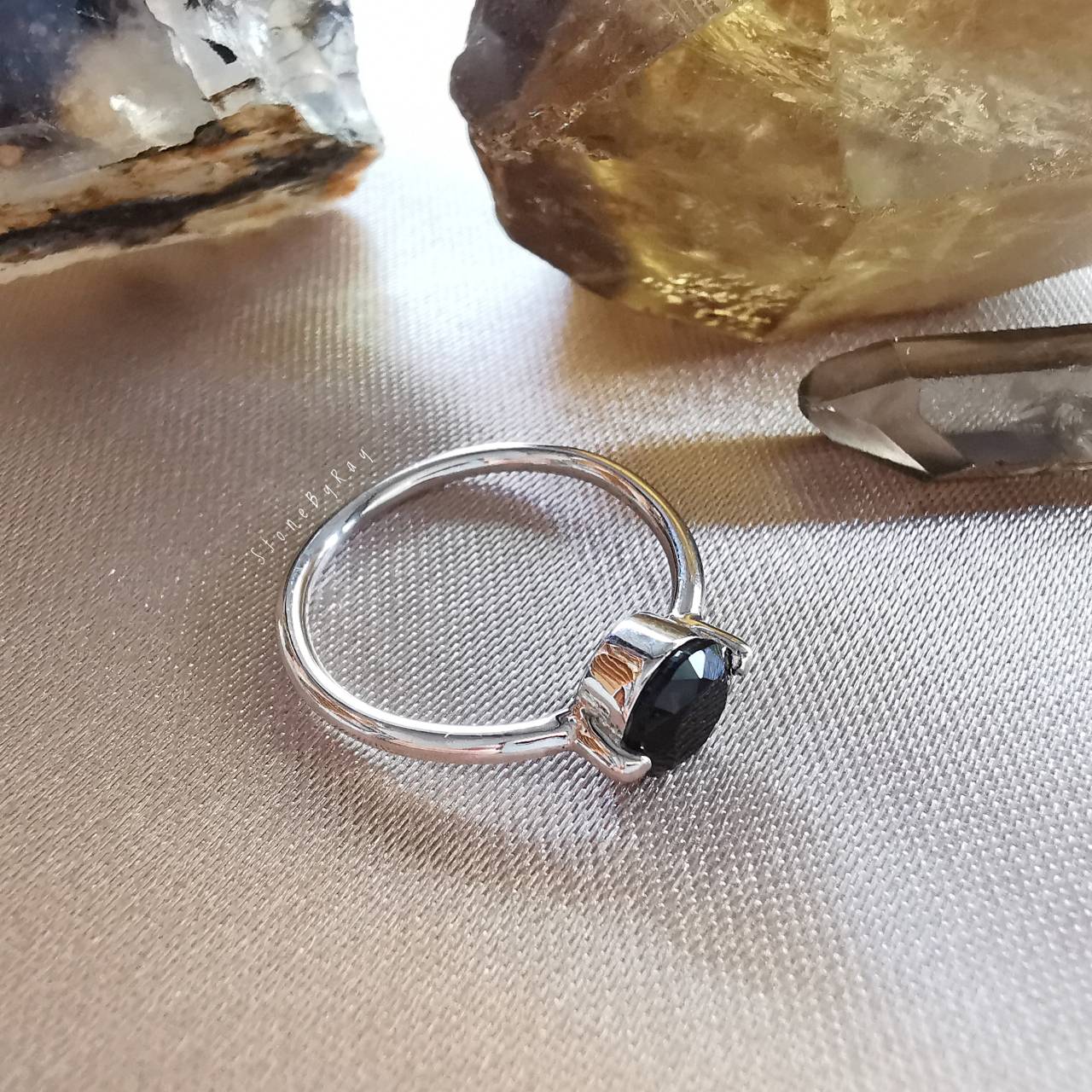 แหวนเงินหินสะเก็ดดาว Tektite
