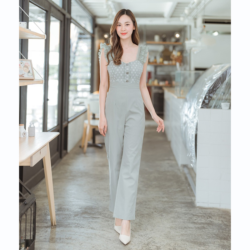 kudapy จั๊มสูทขายาวสีชมพู/สีเขียว สายเดี่ยวระบายแขนกุดลูกไม้สวยดูดี