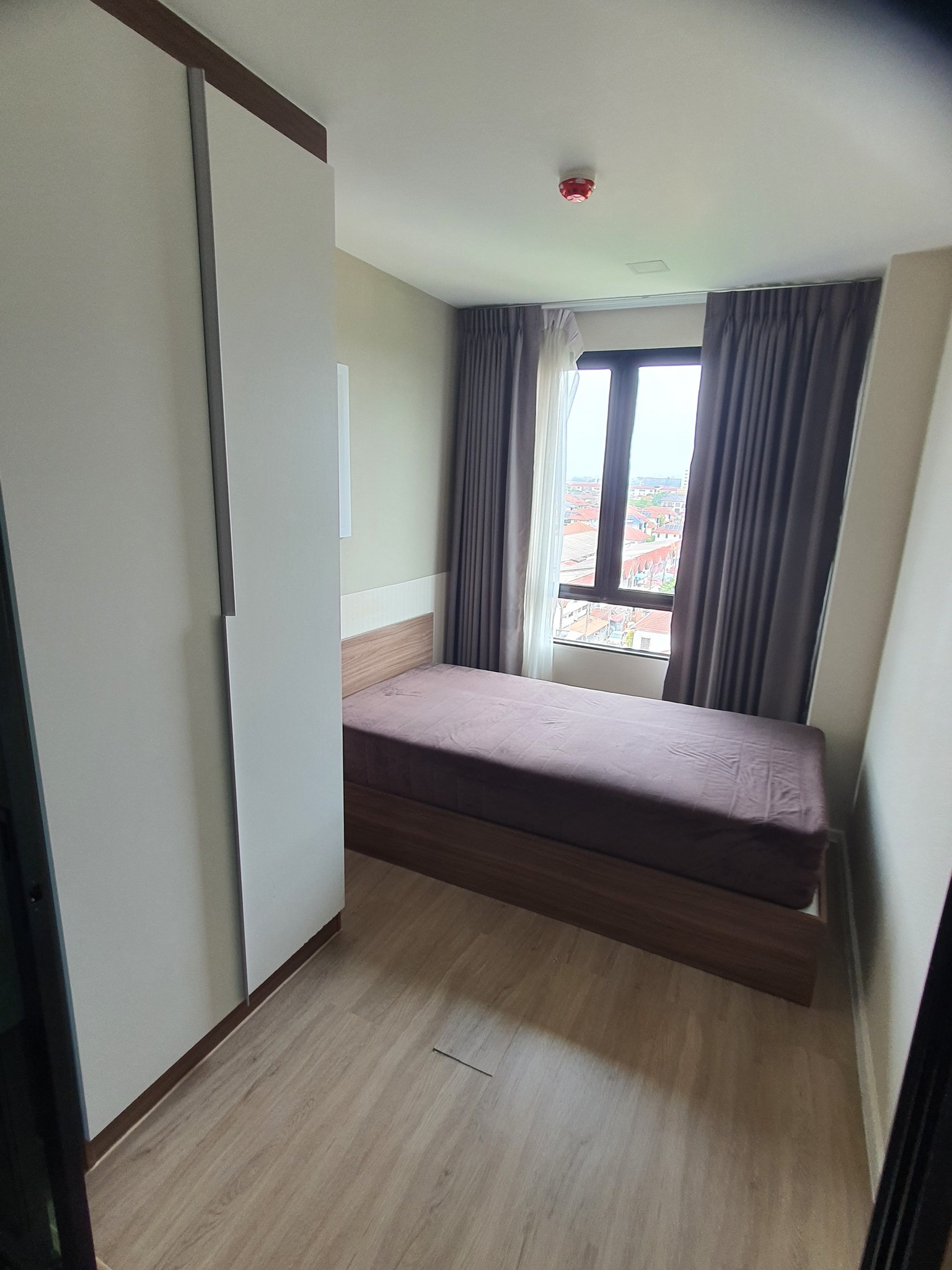 ให้เช่าห้องแบบ 2ห้องนอน 1ห้องน้ำ โซนพื้นที่ ถนนนาคนิวาส เดอะคริสตัล เอกมัย-รามอินทรา คอนโด Atmoz Ladprao 71(แอทโมซ ลาดพร้าว 71) Low Rise ขนาดห้อง 46 ตรม. ชั้น 8 ตึก B