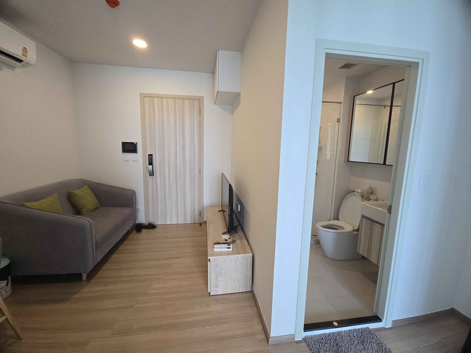 ปล่อยเช่า Chewathai Kaset - Nawamin (ชีวาทัย เกษตร - นวมินทร์) - โซนพื้นที่ BTS เกษตร เสนานิคม 1ห้องนอน 1ห้องน้ำ - ขนาดห้อง 28.6 ตรม. ชั้น 18 - ให้เช่า 12,000 ต่อเดือน