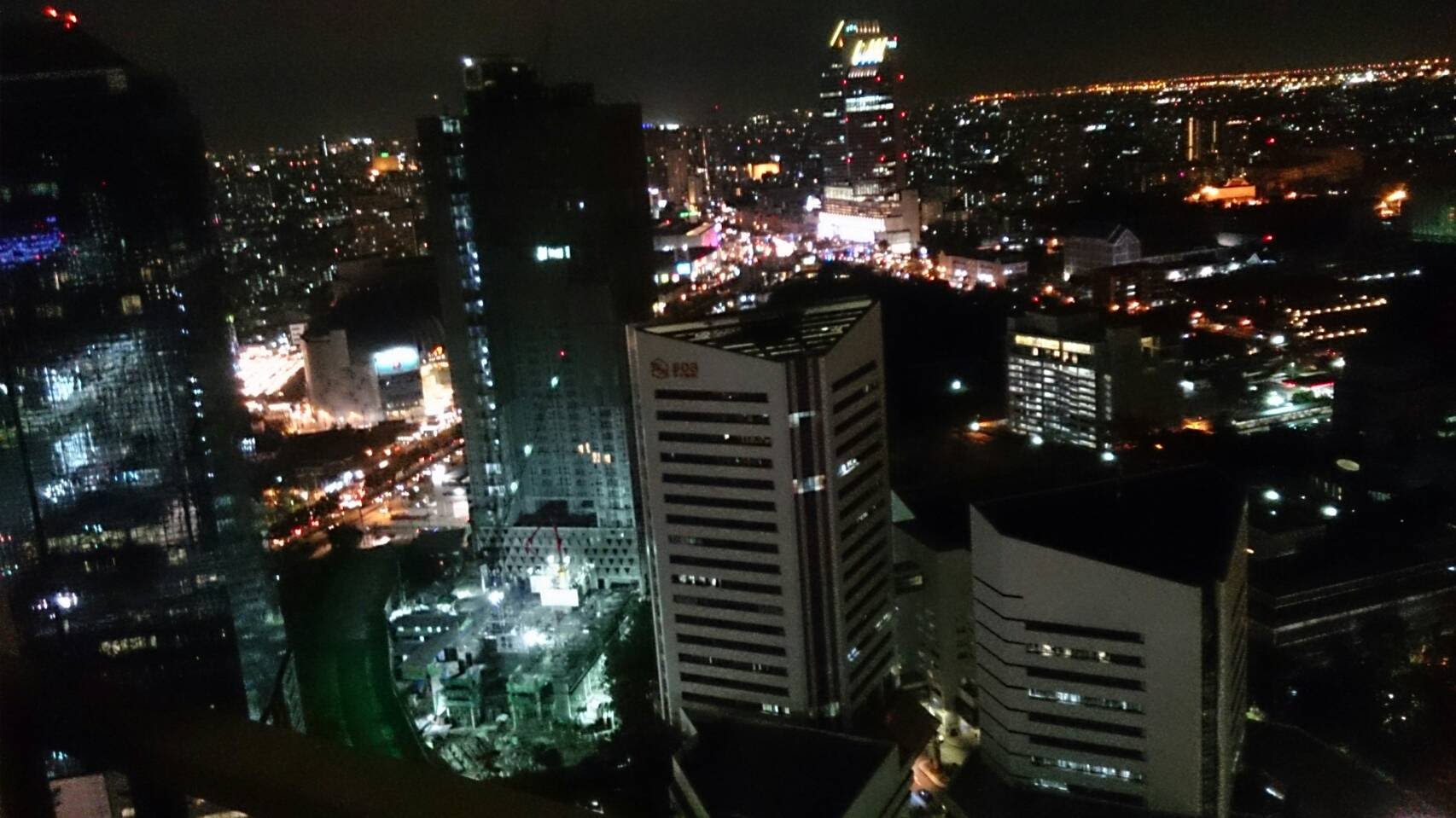 ขายคอนโด Belle Grand Rama 9 (Belle Avenue) high floor clear view all windows 2bd 1 bath