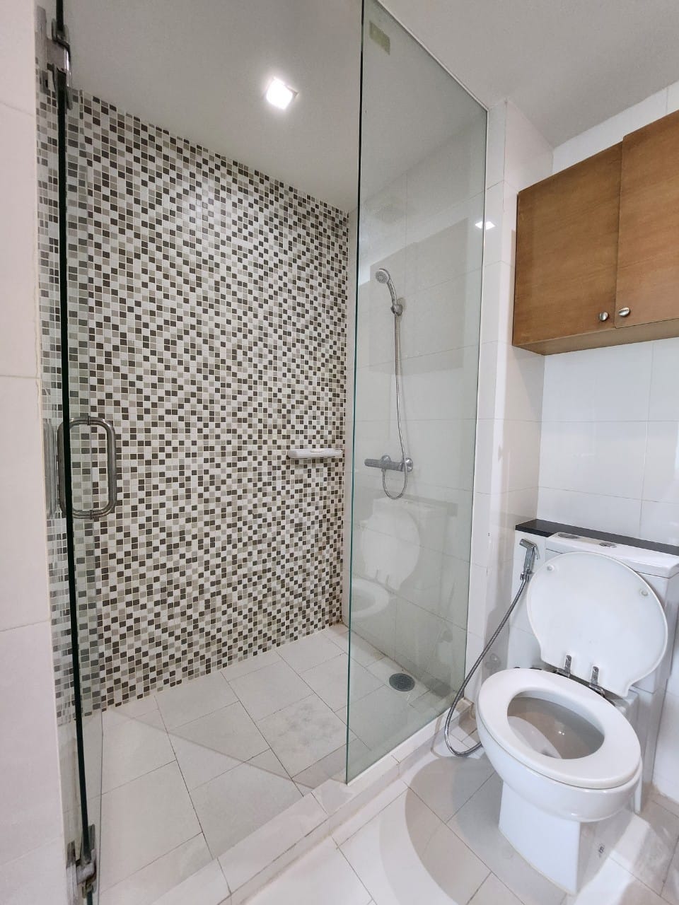 ขายและเช่าคอนโด Sukhumvit City Resort (สุขุมวิท ซิตี้ รีสอร์ท) สุขุมวิท 11 - 2ห้องนอน 2ห้องน้ำ 1ห้องนั่งเล่น - ใกล้ BTS นานา - ขนาดห้อง 69 ตรม. ชั้น 15