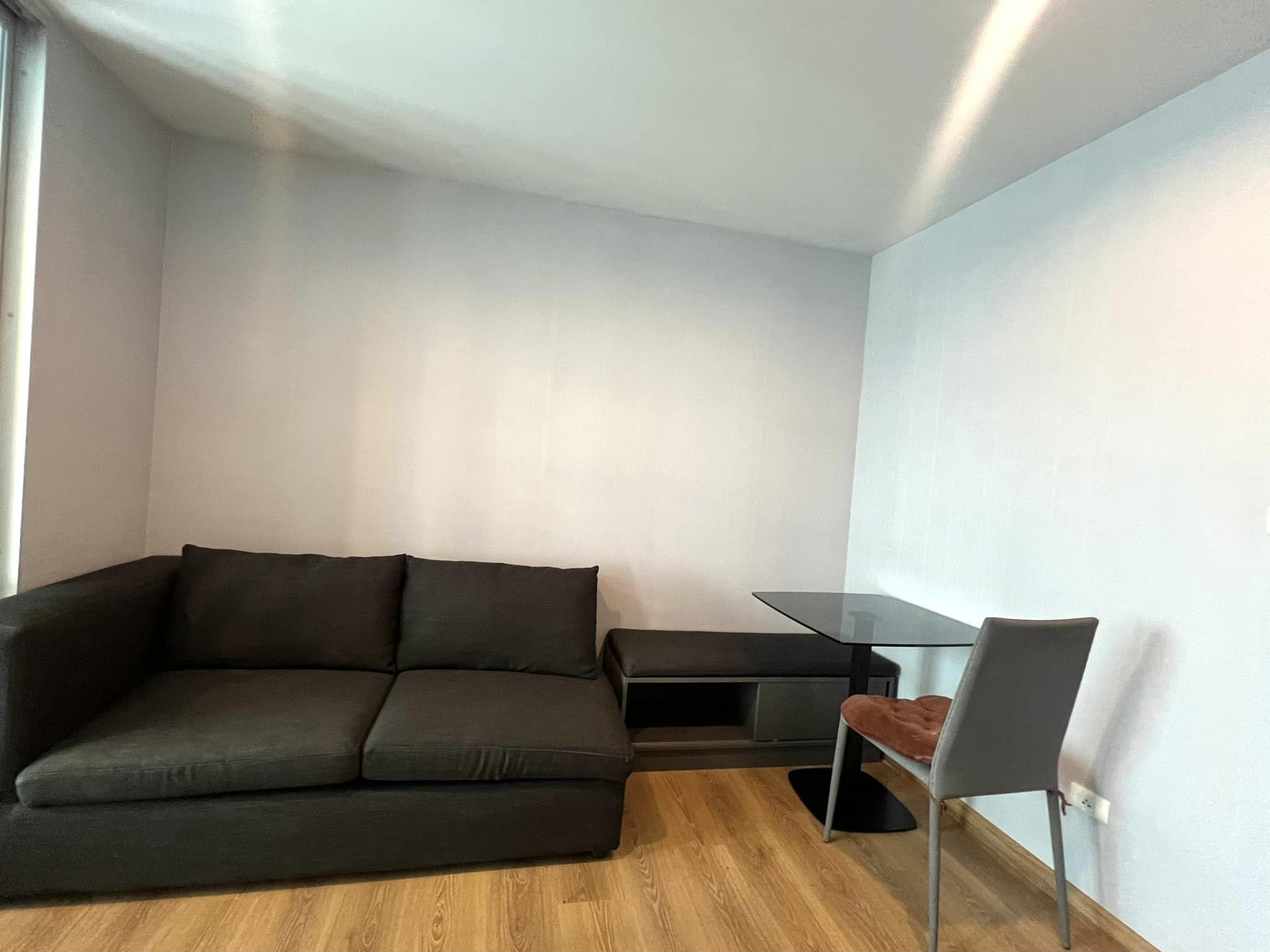 ปล่อยเช่าคอนโด Hallmark Chaengwattana (ฮอลล์มาร์ค แจ้งวัฒนะ) - 1ห้องนอน 1ห้องน้ำ 1ห้องนั่งเล่น - ใกล้ MRT แจ้งวัฒนะปากเกร็ด28 - ขนาดห้อง 29 ตรม. ชั้น 5