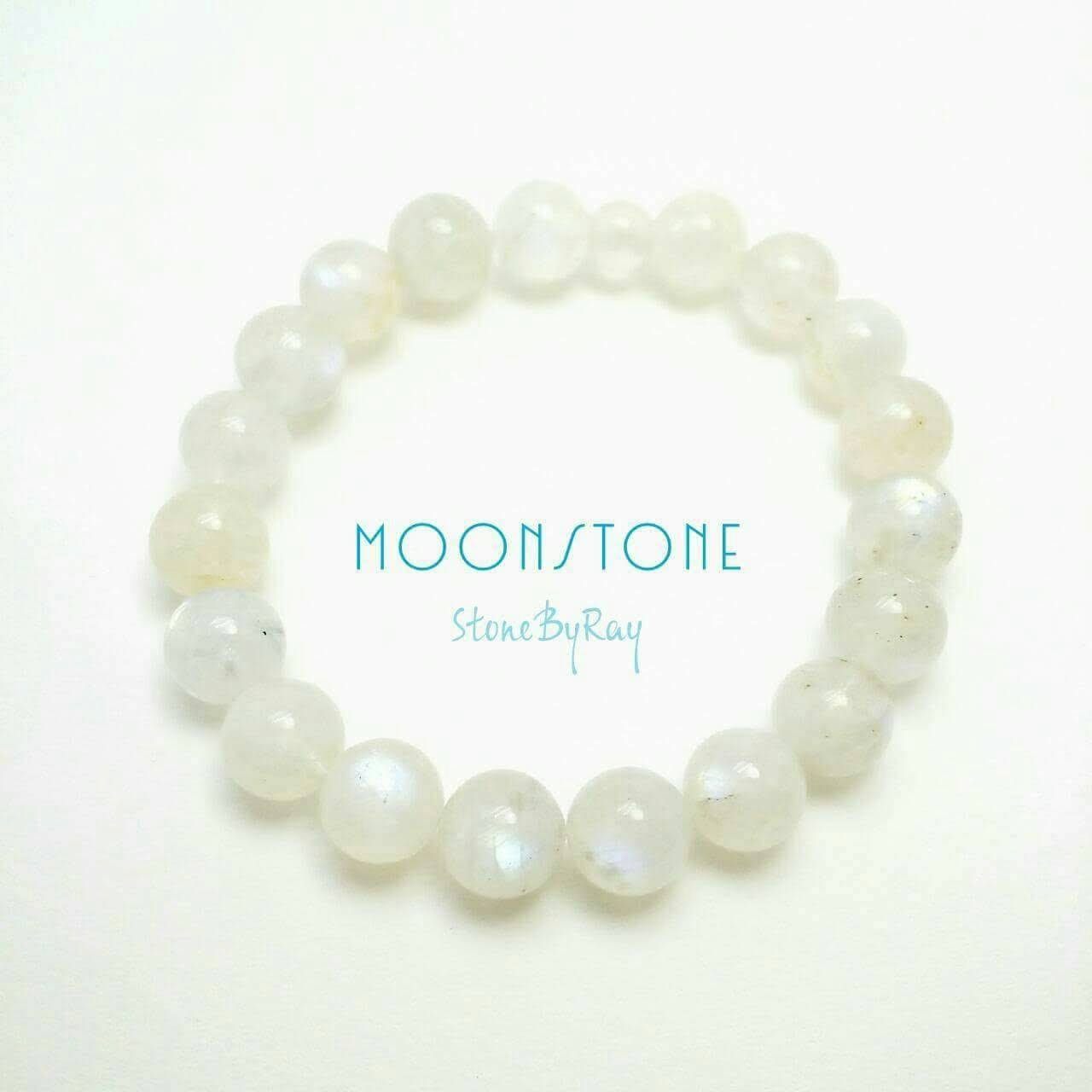 สร้อยข้อมือมูนสโตน(Moonstone)