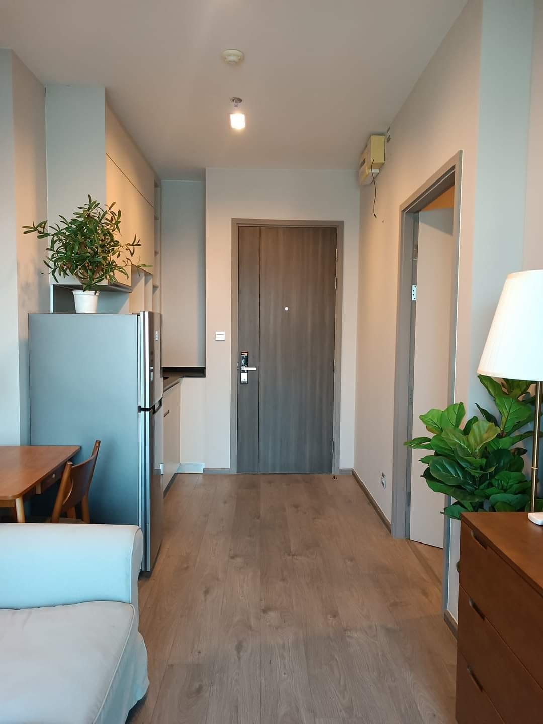 ปล่อยเช่าคอนโด Whizdom Avenue Ratchada-Ladprao วิสซ์ดอม อเวนิว รัชดา - ลาดพร้าว - 1ห้องนอน 1ห้องน้ำ 1ห้องนั่งเล่น - ใกล้ MRT ลาดพร้าว/เซ็นทรัลลาดพร้าว - ขนาดห้อง 35 ตรม. ชั้น 19