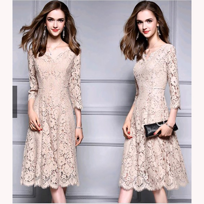 kudapy เดรสลูกไม้สีฟ้าเข้ม/ครีมเบจ/ชมพู แขนสามส่วน คอวี กระโปรงทรงเอบาน เนื้อผ้าลกไม้ลายสวยๆ ยืดหยุ่นได้เล็กน้อย ใส่สบาย