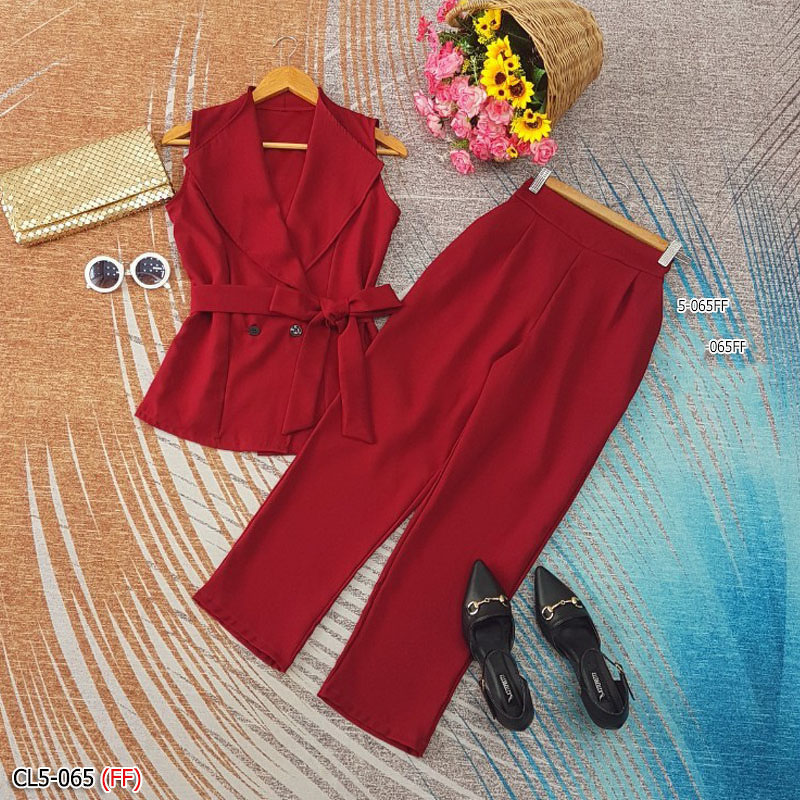 kudapy เสื้อ+กางเกงขายาว เสื้อคอปกสูทสีเทา สีเหลือง ผ่าติดกระดุม 2 เม็ด แกะออกได้ + กางเกงขายาว เอวสม็อคหลัง ตีเกล็ดด้านหน้าทรงสวย