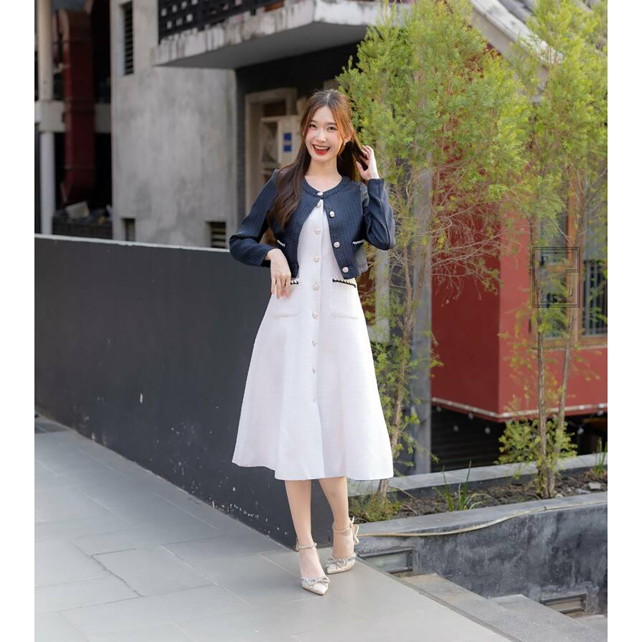 kudapy เซ็ทออกงานผ้าทวิต+เสื้อคลุมสีขาว/สีแดง/สีดำ