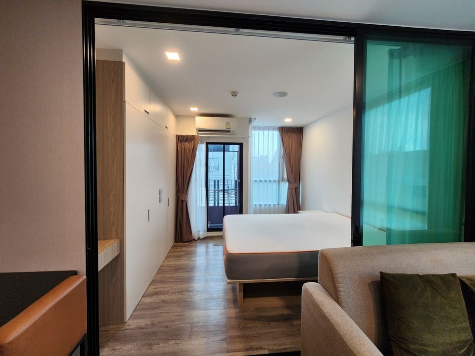 ปล่อยเช่าคอนโด บราวน์ คอนโด พหลโยธิน 67 (Brown Condo Phaholyothin 67) - 1ห้องนอน 1ห้องน้ำ 1ห้องนั่งเล่น 1ห้องครัว - ใกล้ BTS สายหยุด - ขนาดห้อง 31.5 ตรม. ชั้น 5