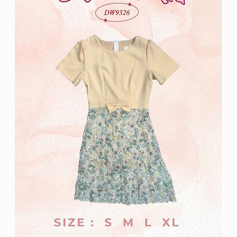 kudapy เดรสสั้นสีชมพู/สีครีม/สีกรม ทำงานช่วงล่างเป็นงานลูกไม้ฉลุ อัดพลีตสวยมากน้า ส่วนบนเป็นผ้าเรียบมินิเกิลมากก สีน่ารัก สุภาพ