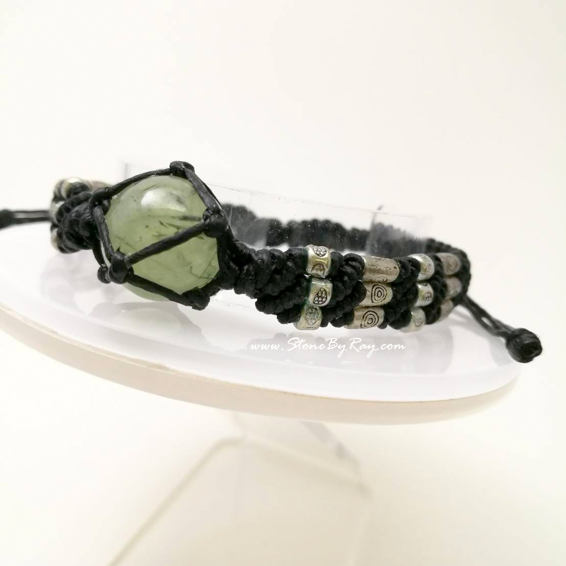 สร้อยข้อมือเชือกถักหินพรีไนท์ (Prehnite)