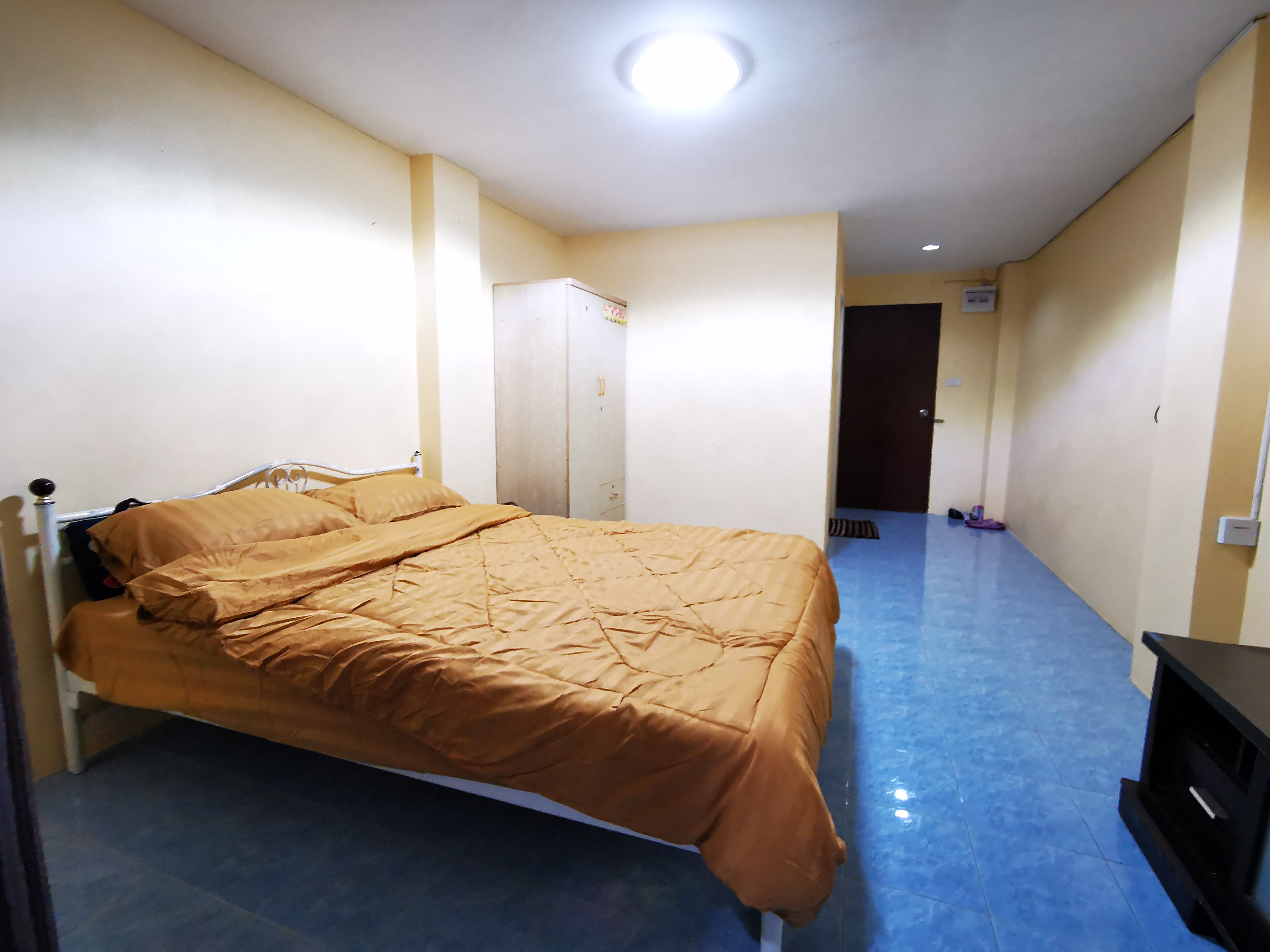 Nirun Residence 8 Floor 25sqm. Mega Bangna Ramkamkheng2 Ikea 0909897810