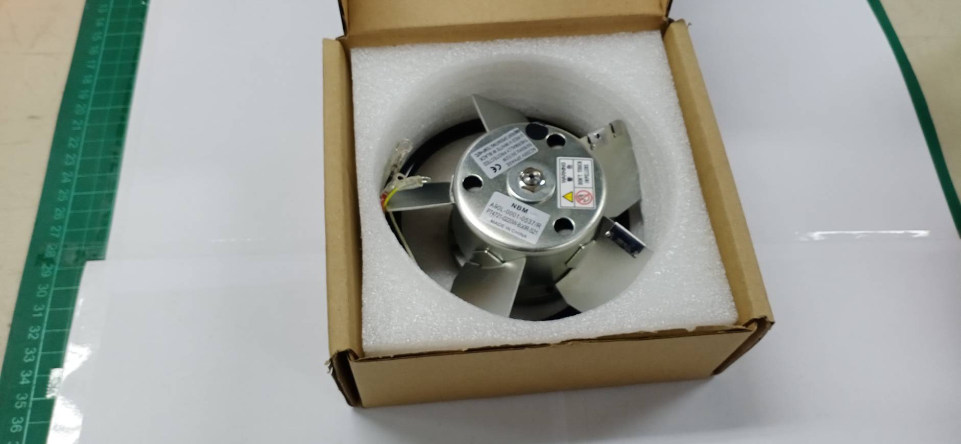 FANUC A90L-0001-0537/R PT4721-0220W-B30R-S21 SPINDLE FAN MOTOR