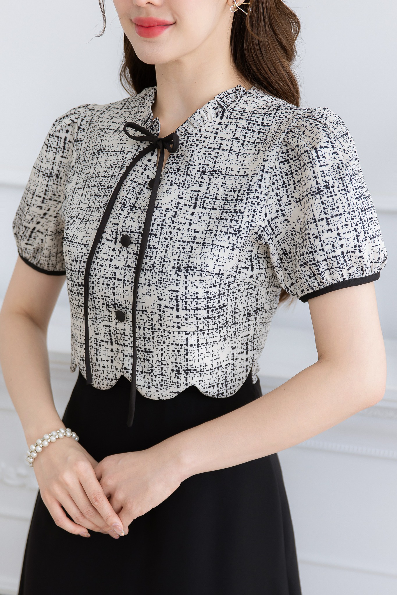 kudapy เดรสผ้าพิมพ์ลายกระโปรงชีฟอง ด้านบนเป็นผ้าพิมพ์ลายอัดกาวอยู่ทรง กระโปรงชีฟองสวยพริ้วใส่สบาย