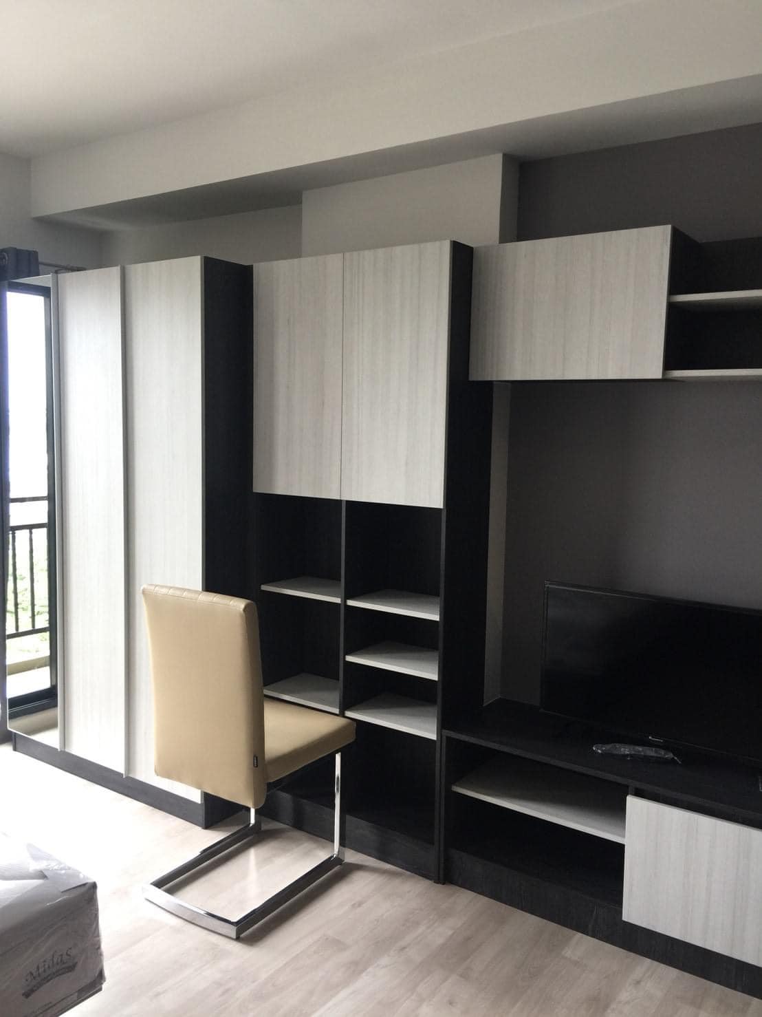 ให้เช่าคอนโด Estabe @ Phahonyothin 18 (เอสตาเบ @ พหลโยธิน 18) - ห้องเฟอร์ครื่องใช้ไฟฟ้าครบยูนิตน้อยคนไม่พลุกพลาน - การเดินทาง: BTS หมอชิต MRT จตุจักร