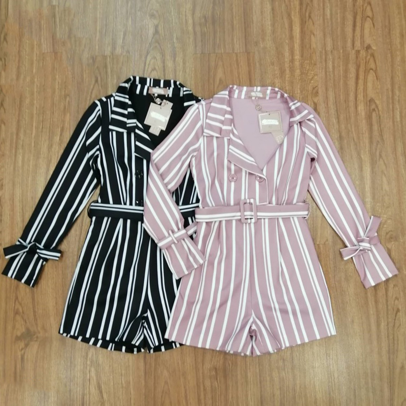 kudapy จั้มสูทลายทางสีดำ,สีชมพู จั้มคอปกทรงวีใส่ดูดีสวยน่ารัก