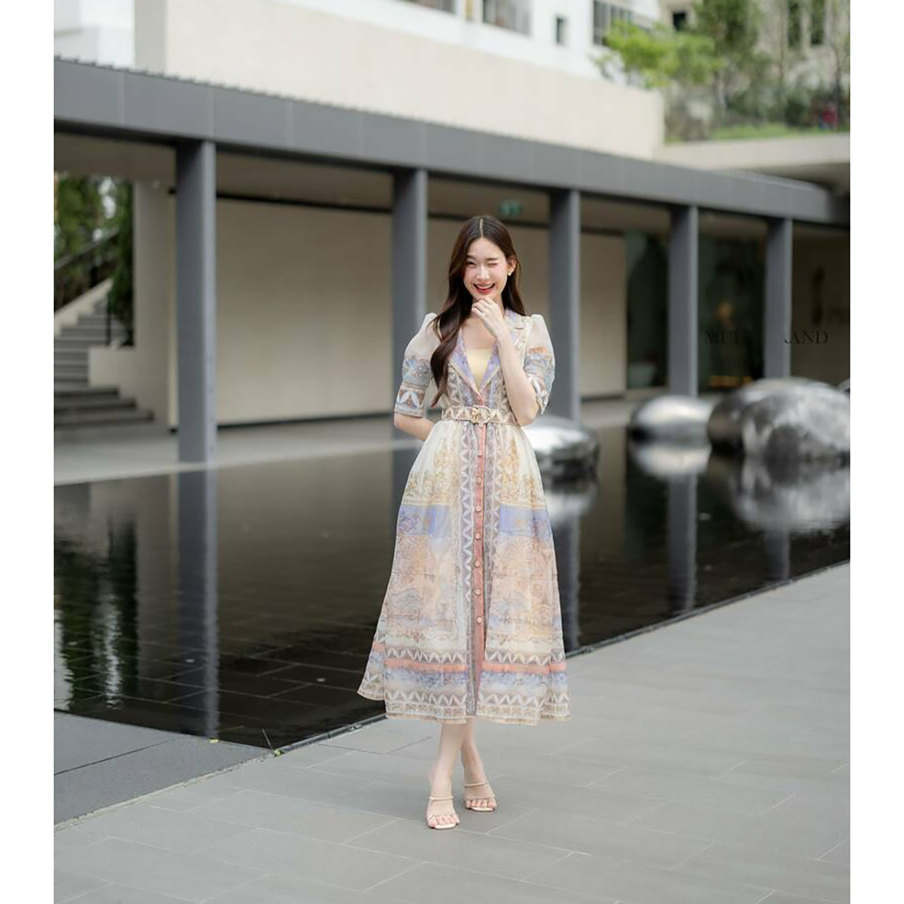 kudapy เดรสยาวสีครีม เดรสคอปกพิมพ์ลาย ใส่ออกงานเที่ยวทะเลสวยดูดี