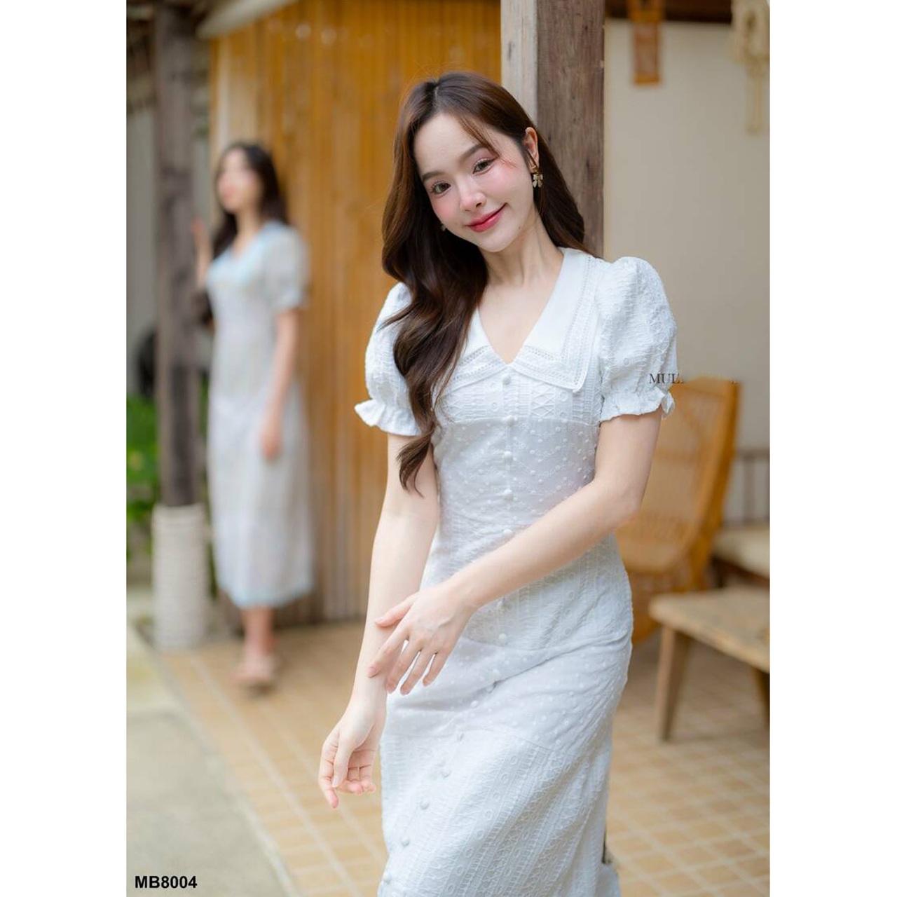 kudapy เดรสยาวสีขาว/สีฟ้า คอปกผ้าลายปักกระโปรงยาว ใส่สบายสวยดูดี