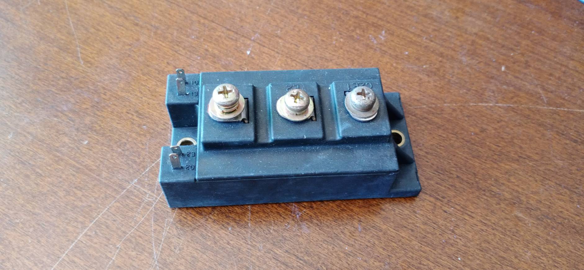 FUJI 2MBI300N-060 POWER MODULE 300A 600V