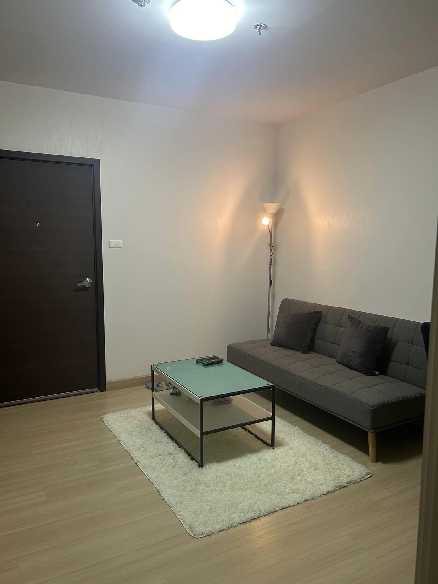 ปล่อยเช่าคอนโด Supalai Veranda Rama 9 (ศุภาลัย เวอเรนด้า พระราม 9) - 1ห้องนอน 1ห้องน้ำ 1ห้องนั่งเล่น 1ห้องครัว - ใกล้ MRT สถานีแยกผังเมือง - ขนาดห้อง 39 ตรม. ชั้น 27