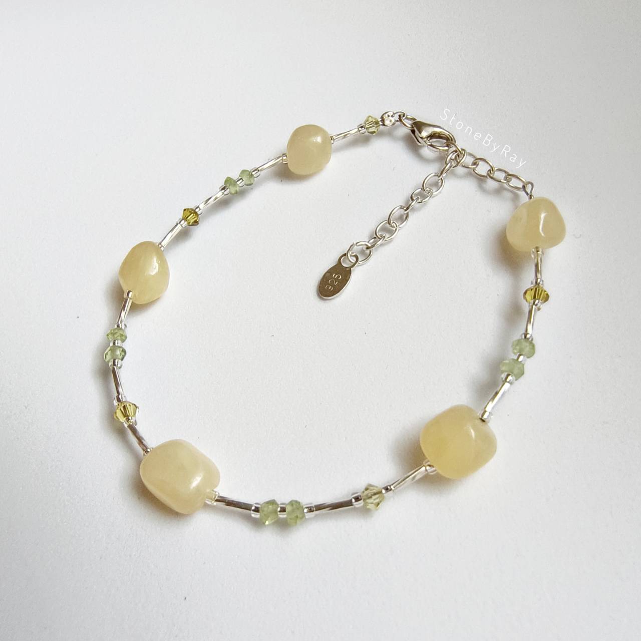 สร้อยข้อมือเงินหินแคลไซต์และเพอริดอท (Calcite+Peridot)