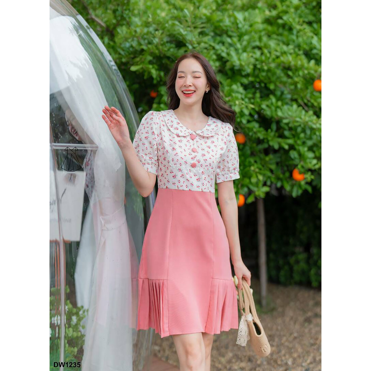 kudapy เดรสสั้นสีชมพู สีกรม สีน้ำเงินเข้ม คอบัวเสื้อลายดอกกระโปรงผ้าพื้น