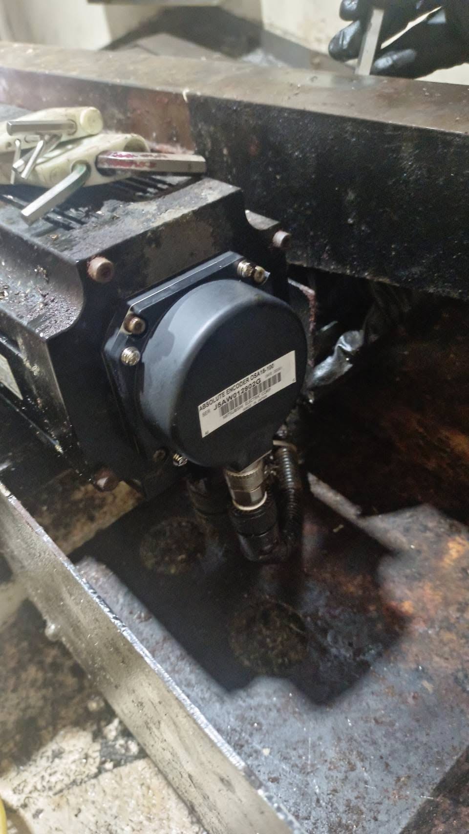 งานติดตั้ง MITSUBISHI OSA18-100 ขั้วชำรุด สายชำรุด Encoder