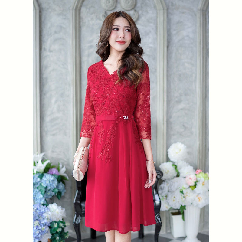 kudapy เดรสสั้นสีม่วง/สีดำ/สีแดง/สีกรม/สีชมพู ลูกไม้ปักเกรดพรีเมี่ยมสวยหรูตกแต่งเลื่อมทั้งตัว ช่วงกระโปรงเป็นผ้า chiffon พริ้วสวย