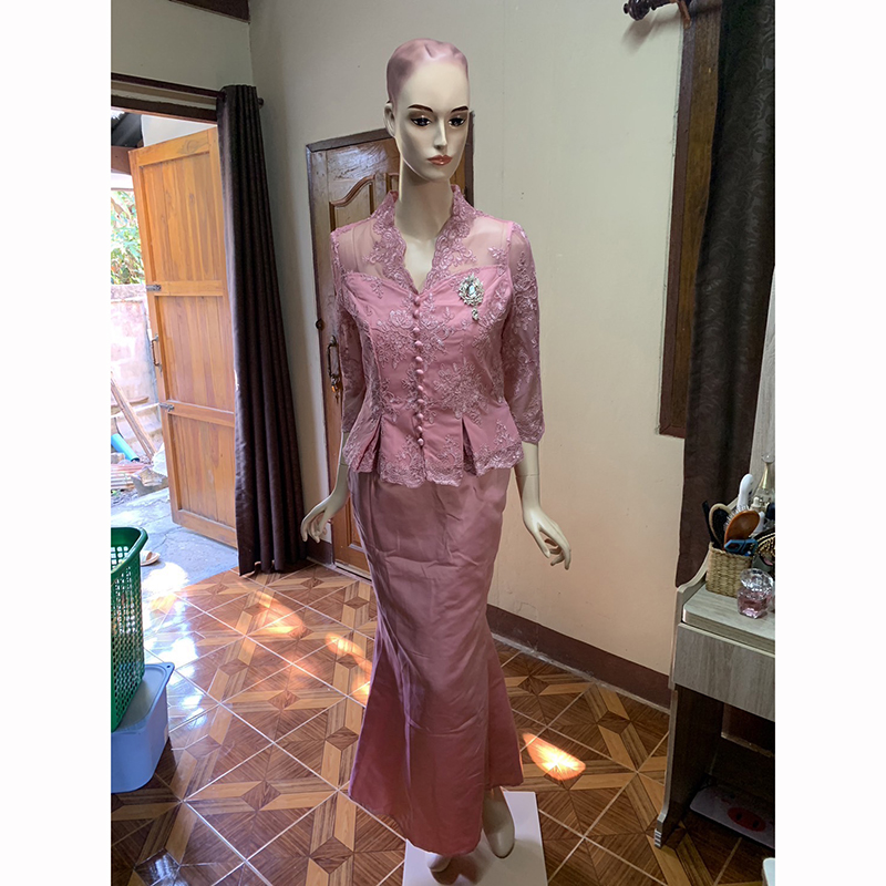 kudapy ชุดเซทผ้าไหมอิตาลีสีแดง/สีชมพู/สีครีม เอวดีด แต่งเอวแต่งจีบ งานเย็บประณีต มีซับใน