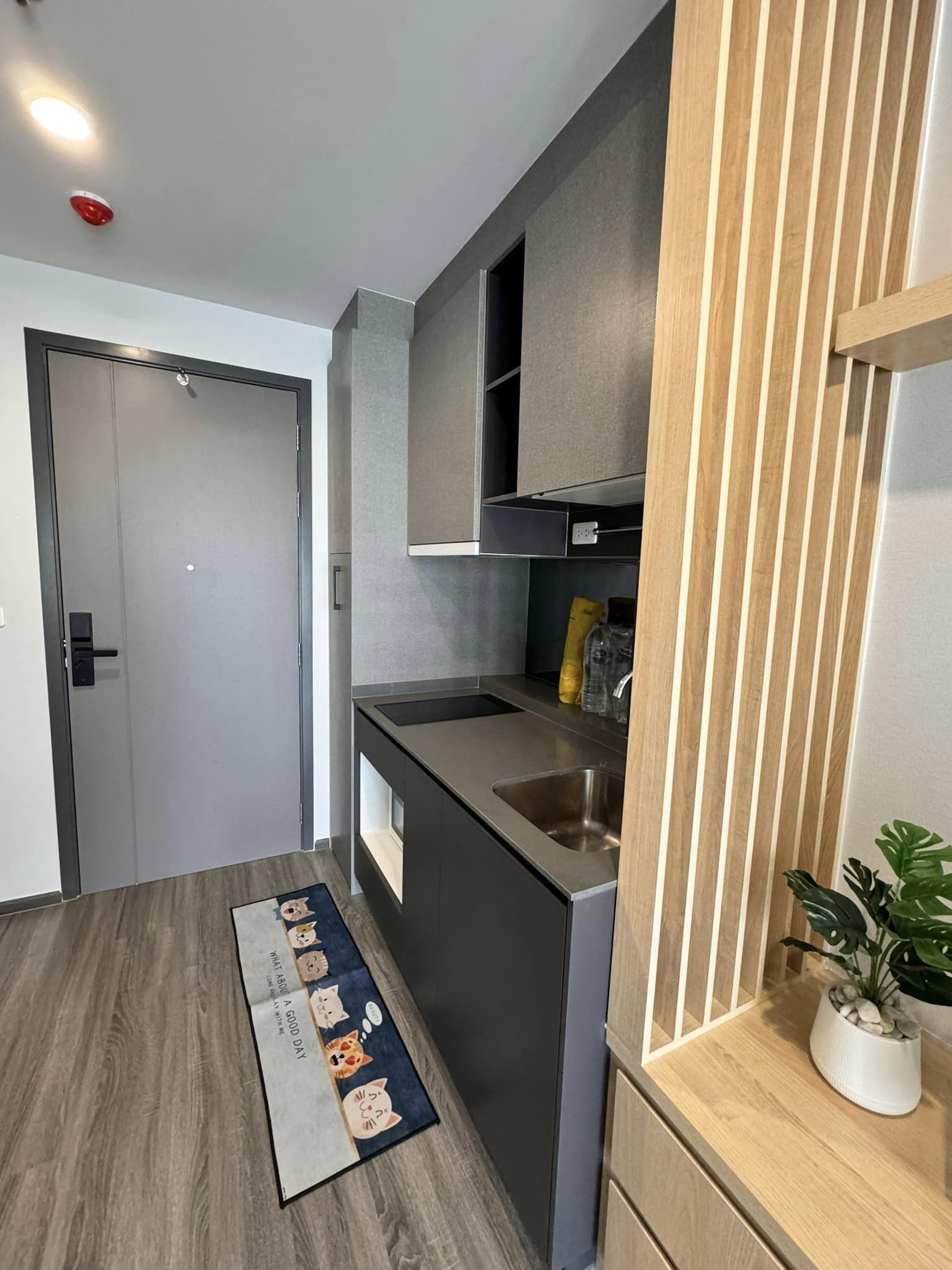 ให้เช่าคอนโด IDEO Chula - Samyan (ไอดีโอ จุฬา - สามย่าน) - ห้องสวยชั้นสูงน่าอยู่ - การเดินทาง: MRT สามย่านประมาณ 450 เมตร - ใกล้มหาลัยจุฬาและสามย่านมิตรทาวน์