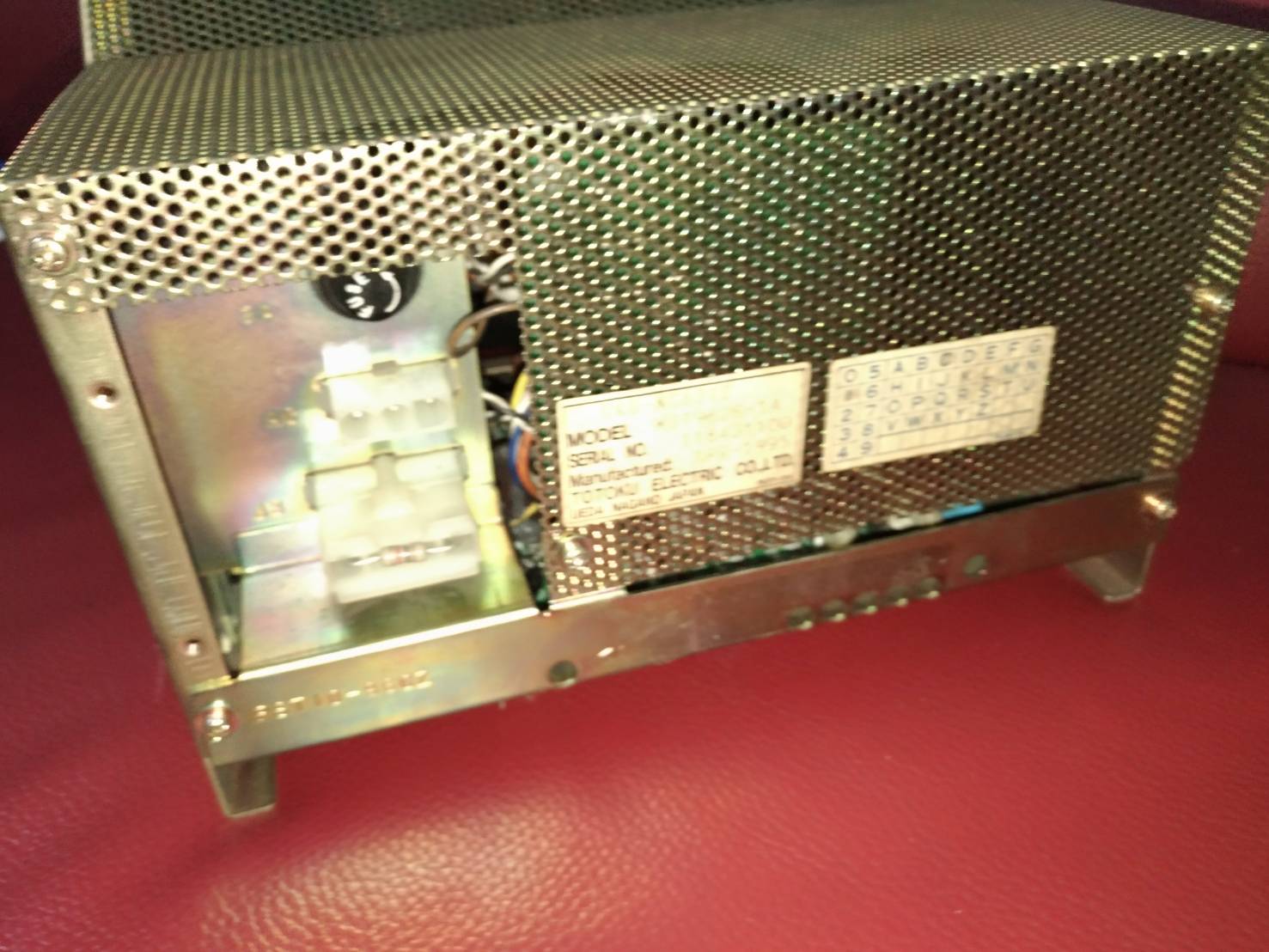 MDT962B-1A CRT 9" FOR MITSUBISHI CNC