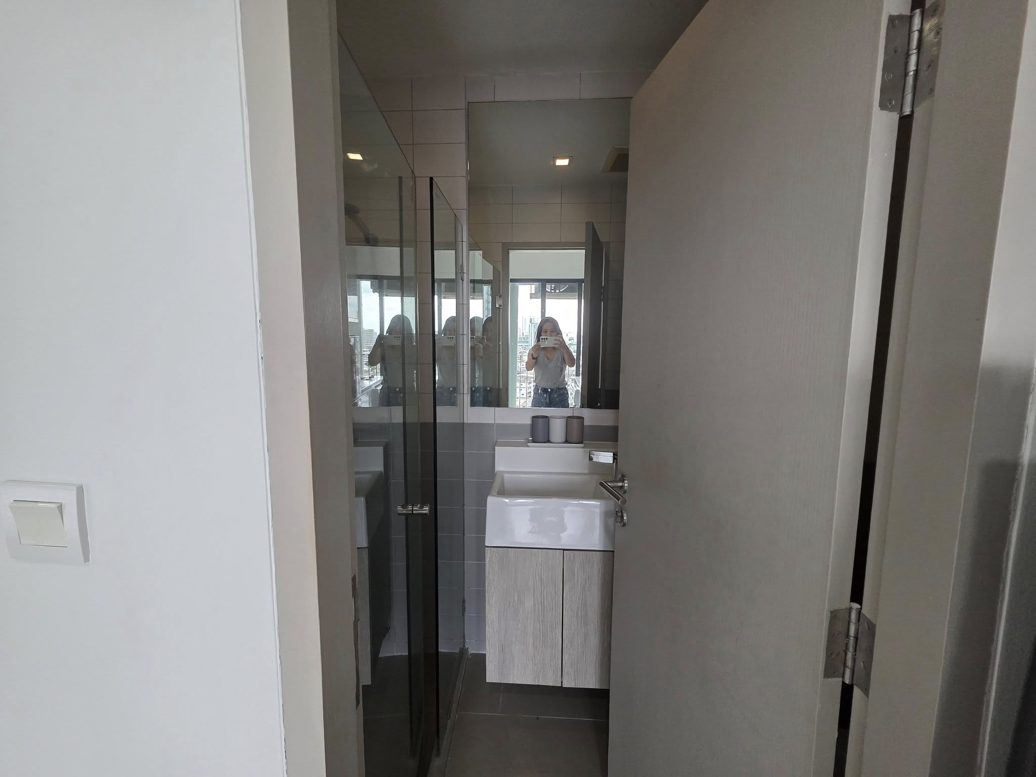 ชื่อโครงการ IDEO Mobi Sathorn (ไอดีโอ โมบิ สาทร) ให้เช่า Studio 1น้ำ ขนาด 21 ตรม ชั้น 14 ราคา 15,000