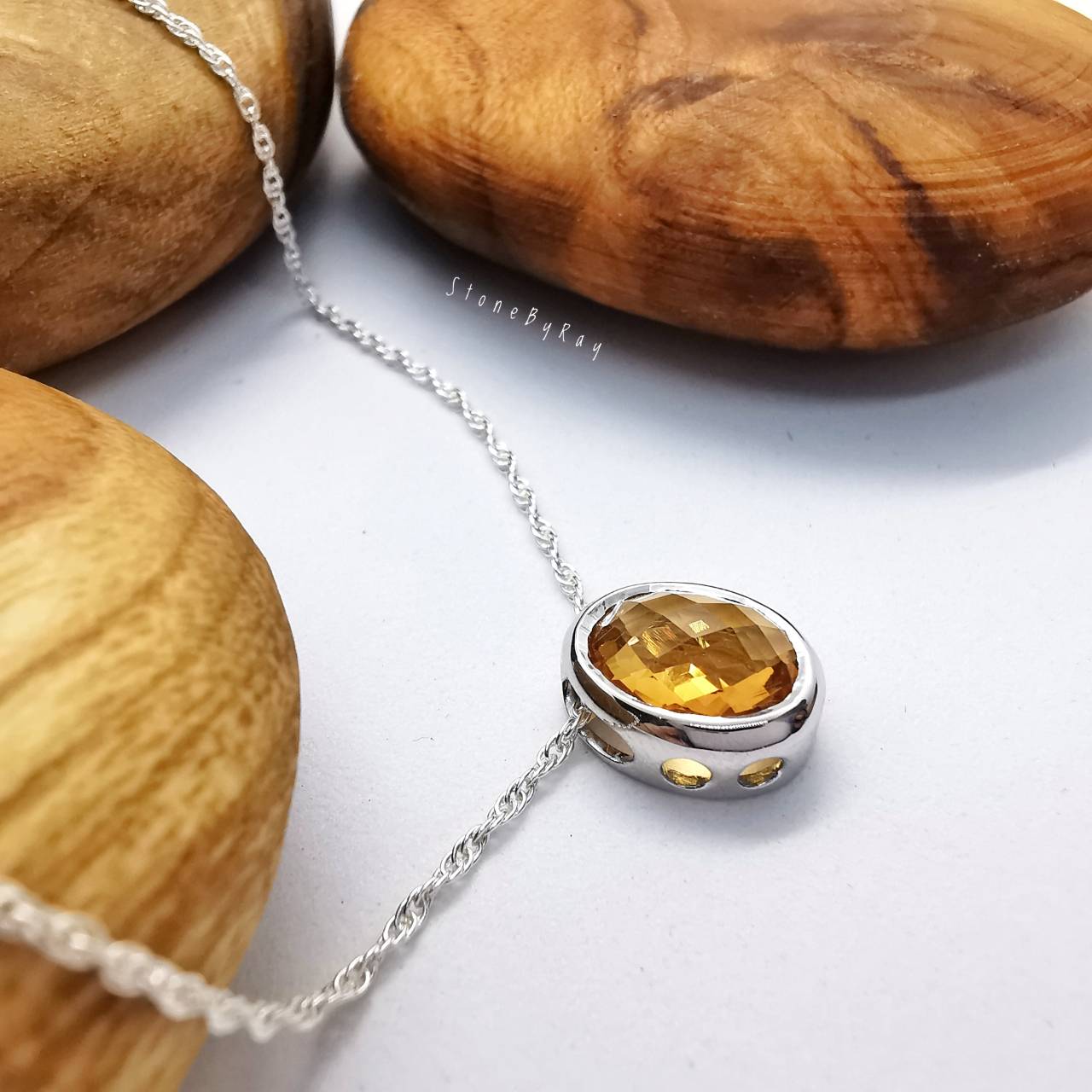 สร้อยคอเงินจี้พลอยซิทรินเจียรเหลี่ยม(Citrine)