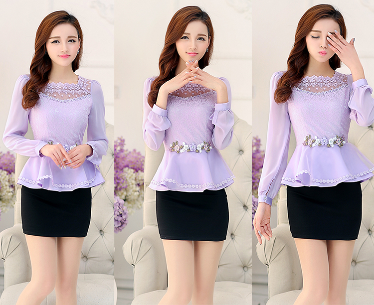 kudapy เสื้อลูกไม้สีม่วงแขนยาว ทรงเข้ารูป คอกลมปักดอกไม้และ ปักลูกไม้และ ต่อชายระบายช่วงเอว