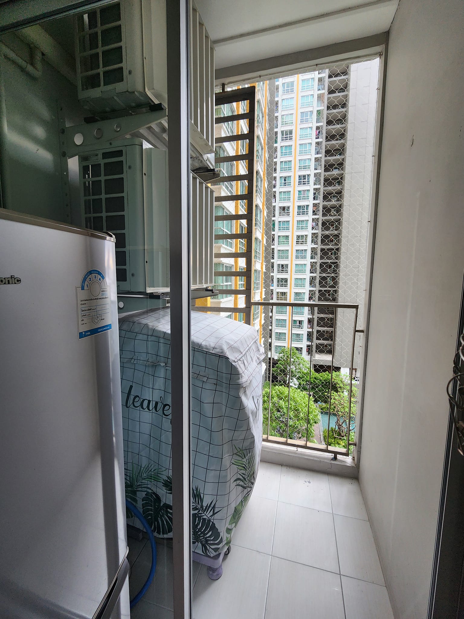 ปล่อยเช่าคอนโด U Delight @ Jatujak Station (ยู ดีไลท์ แอท จตุจักร สเตชั่น) - 1ห้องนอน 1ห้องน้ำ 1ห้องนั่งเล่น 1ห้องครัว - ใกล้ BTSหมอชิต MRTจตุจักร/ช่อง7 กรมขนส่ง - ขนาดห้อง 32 ตรม. ชั้น 11 ตึก B