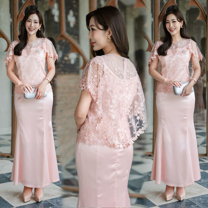 kudapy ชุดเซ็ท เสื้อตกแต่งด้วยผ้าลูกไม้3มิติ ปักเลื่อม แต่งแขนแบบคลุมไหล่ กระโปรงทรงหางปลา กระโปรงซับในผ้าฝ้าย ชุดมีซิปหลัง ใส่สบาย