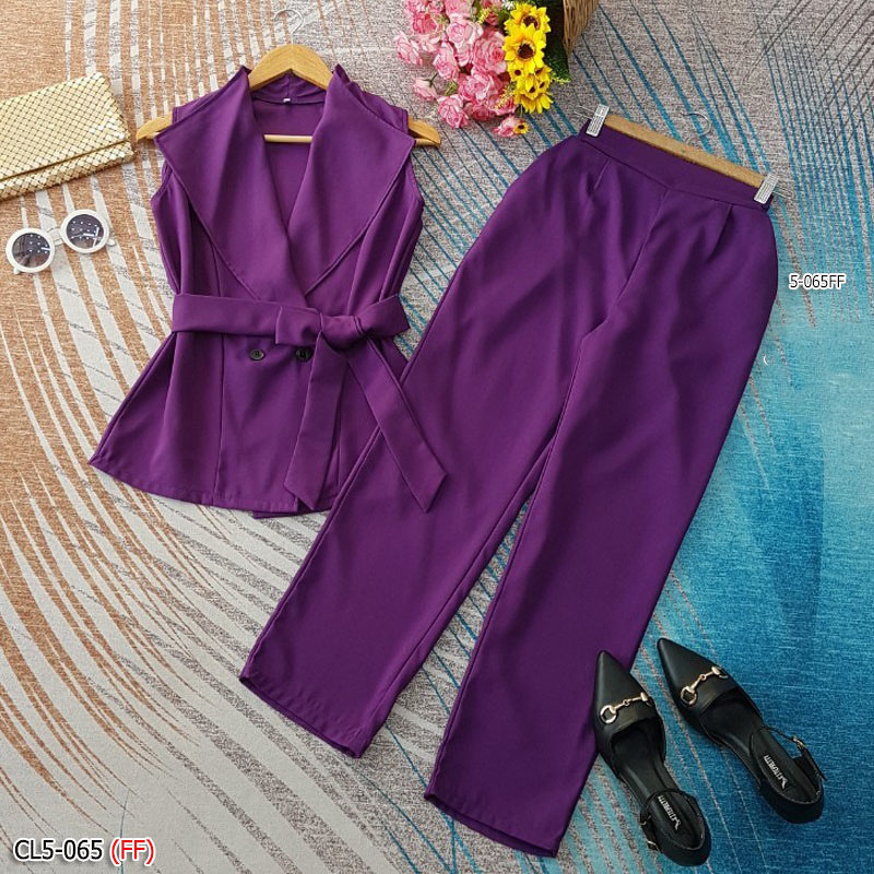 kudapy เสื้อ+กางเกงขายาว เสื้อคอปกสูทสีเทา สีเหลือง ผ่าติดกระดุม 2 เม็ด แกะออกได้ + กางเกงขายาว เอวสม็อคหลัง ตีเกล็ดด้านหน้าทรงสวย