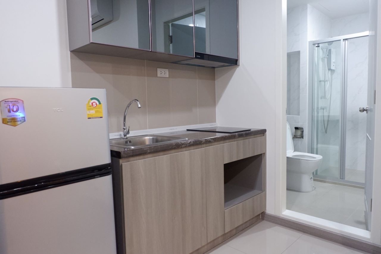 ปล่อยเช่าคอนโด The President Charan - Yaek Fai Chai Station (เดอะ เพรสซิเด้นท์ จรัญ - แยกไฟฉาย สเตชั่น) - ตกแต่งครบพร้อมอยู่ Mrt 8 สถานีถึง จุฬาลงกรณ์ - การเดินทาง: ติด mrt แยกไฟฉาย