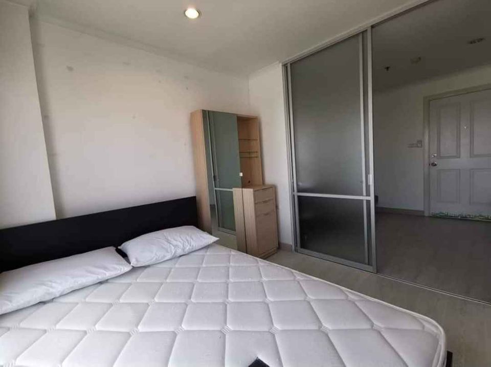 ปล่อยเช่าคอนโด Lumpini Place Ratchayothin (ลุมพินี เพลส รัชโยธิน) - 1ห้องนอน 1ห้องน้ำกั้นโซนเปียก-แห้ง 1ห้องนั่งเล่น - ใกล้ รัชโยธิน/เกษตร ศรีปทุม - ขนาดห้อง 28 ตรม. ชั้น 16 ตึก D วิวโล่งและตึกช้าง ทิศใต้