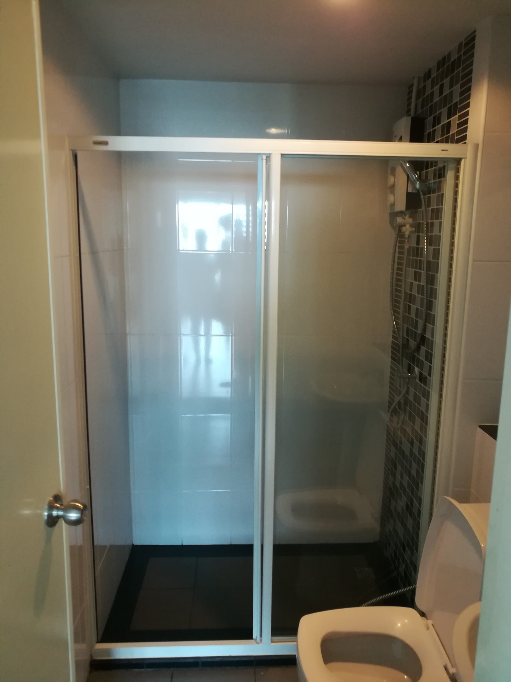 ให้เช่าคอนโดรีเจ้นท์ โฮม 10 ใกล้แยกวงเวียนบางเขนห้องใหญ่