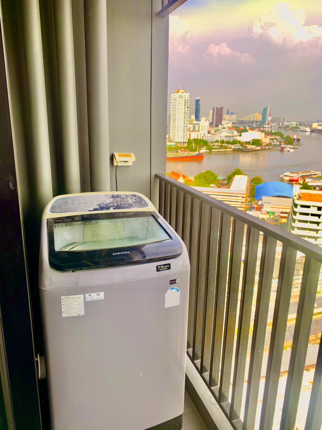 ปล่อยเช่าคอนโด นิช โมโน เจริญนคร (Niche Mono Charoen Nakorn) - ห้องมุมวิวแม่น้ำ 1ห้องนอน 1ห้องนั่งเล่น 1ห้องน้ำ - ขนาดห้อง 35 ตรม. ชั้น 20