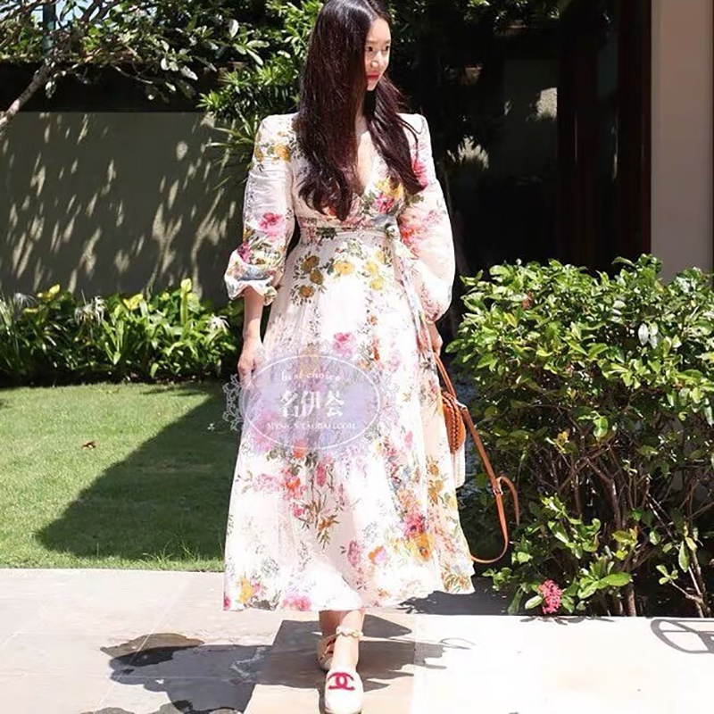 kudapy ชุดเดรสยาวใส่ไปทะเลหรือใส่ออกงาน ชุดเดรสยาวสีขาวพิมพ์ลาย แขนยาว ใส่ออกงาน ไปทะเล