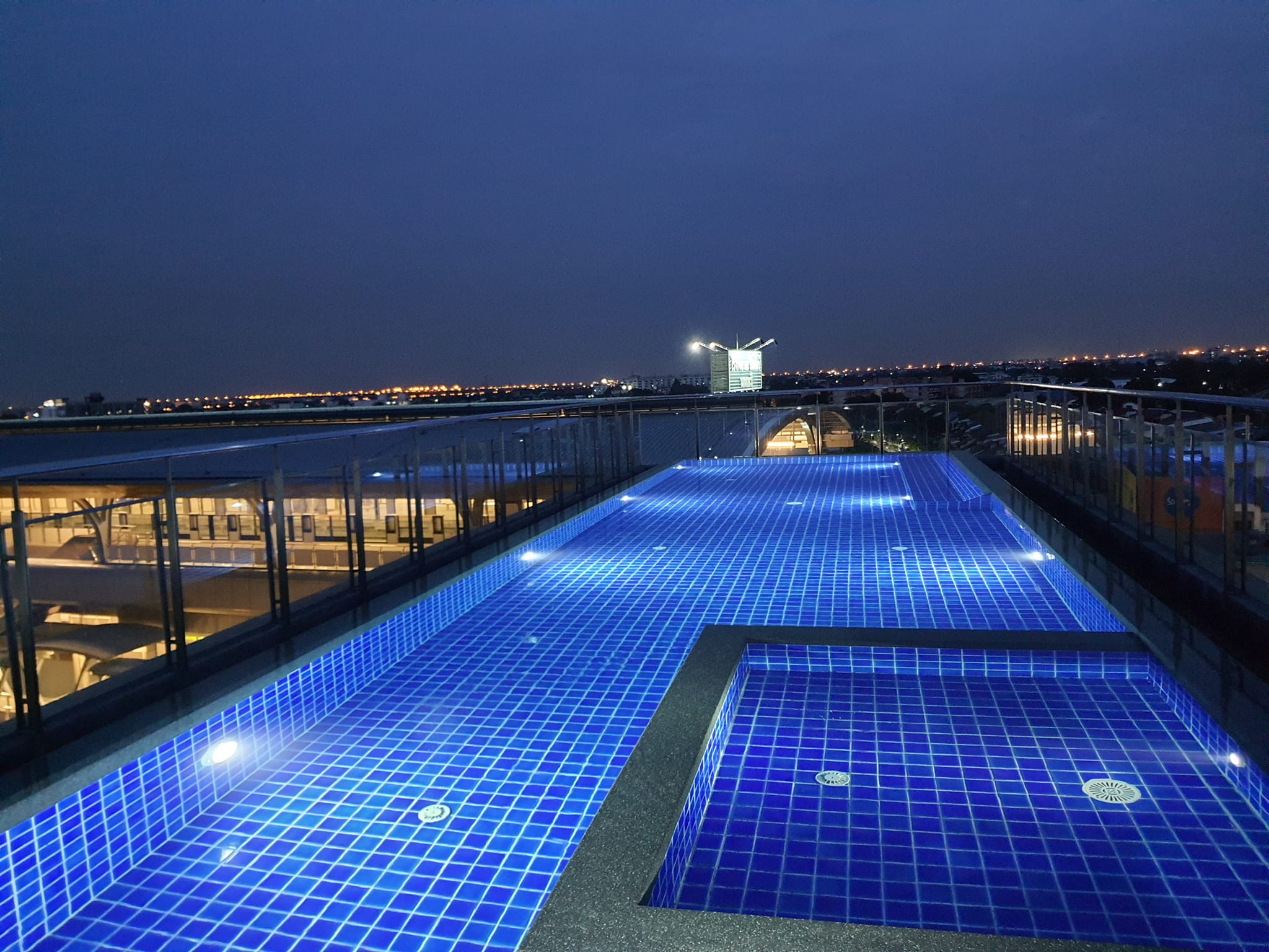 ให้เช่าคอนโด Modiz Station (โมดิซ สเตชั่น) - ตกแต่งเฟอร์ครบมีเครื่องซักผ้า - การเดินทาง: ติด BTS สถานีพหลโยธิน 59