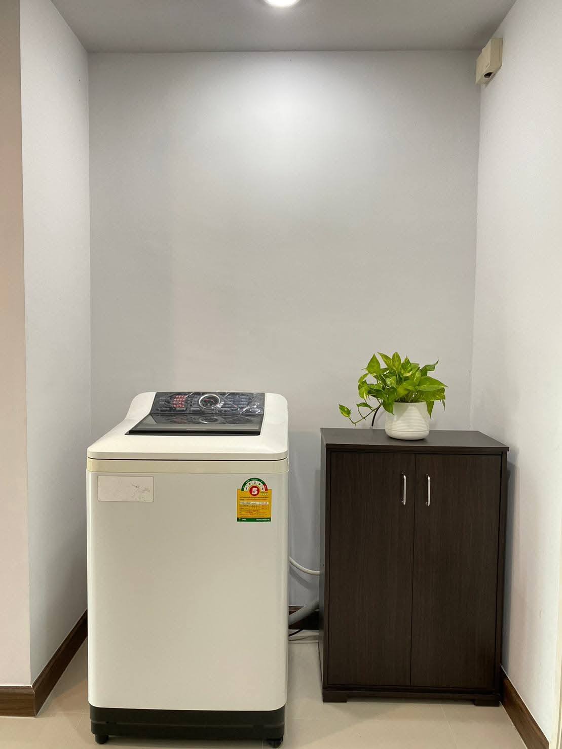 ให้เช่าคอนโด Supalai Premier @ Asoke (ศุภาลัย พรีเมียร์ แอท อโศก) โซนพื้นที่ MRT เพชรบุรี / ติด มศว. 📍 ห้องแบบ 1ห้องนอน / 1ห้องน้ำ · ขนาดห้อง 50 ตรม. ชั้น 20