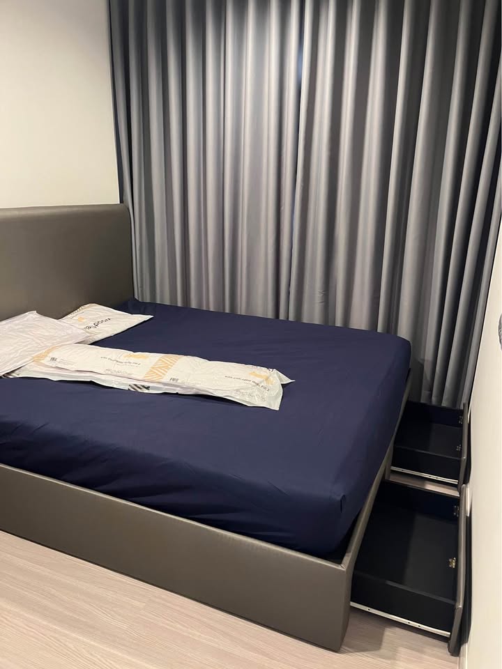 คอนโด Life Asoke Hype (ไลฟ์ อโศก ไฮป์) High Rise โซนพื้นที่ MRT เพชรบุรี มศว. ให้เช่าห้องแบบ 1ห้องนอน 1ห้องน้ำ ขนาดห้อง 32 ตรม. ชั้น 37